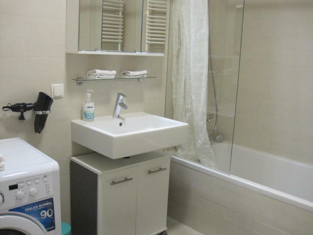 Apartment With Parking On Premise 维也纳 外观 照片